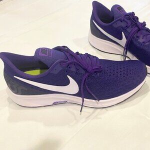 Nike Air Zoom Pegasus 35 Mens 10 NEW